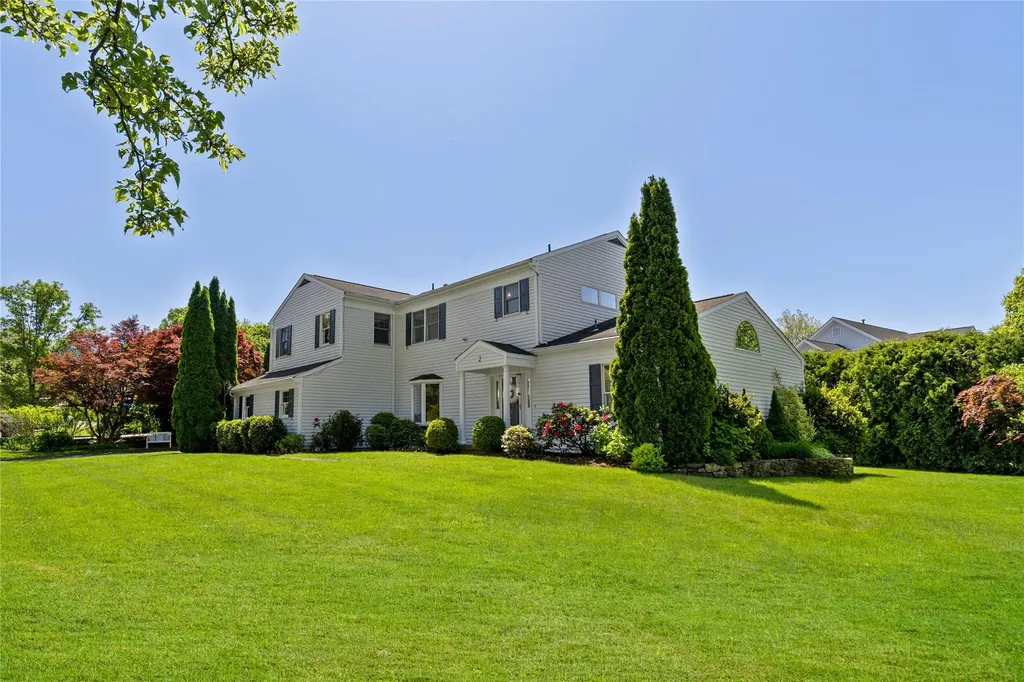 2 Robert Crisfield Place Rye NY 10580