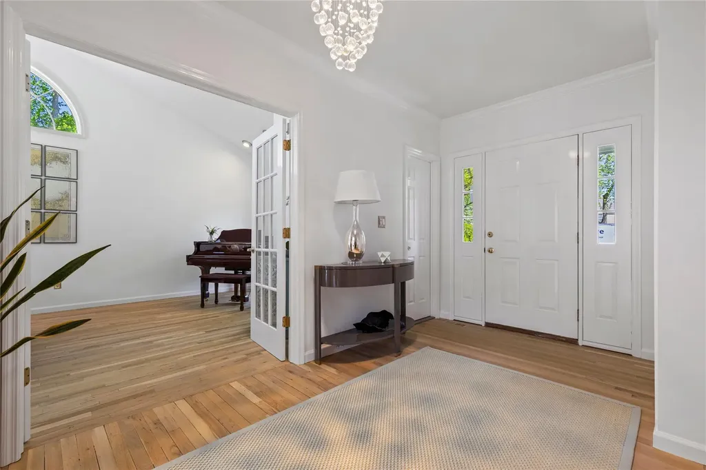 2 Robert Crisfield Place Rye NY 10580