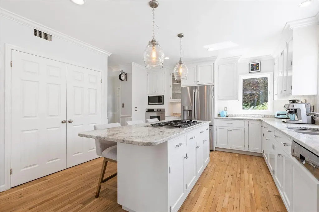 2 Robert Crisfield Place Rye NY 10580