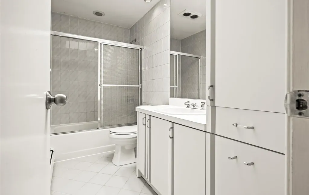 19 Walter Court Commack NY 11725