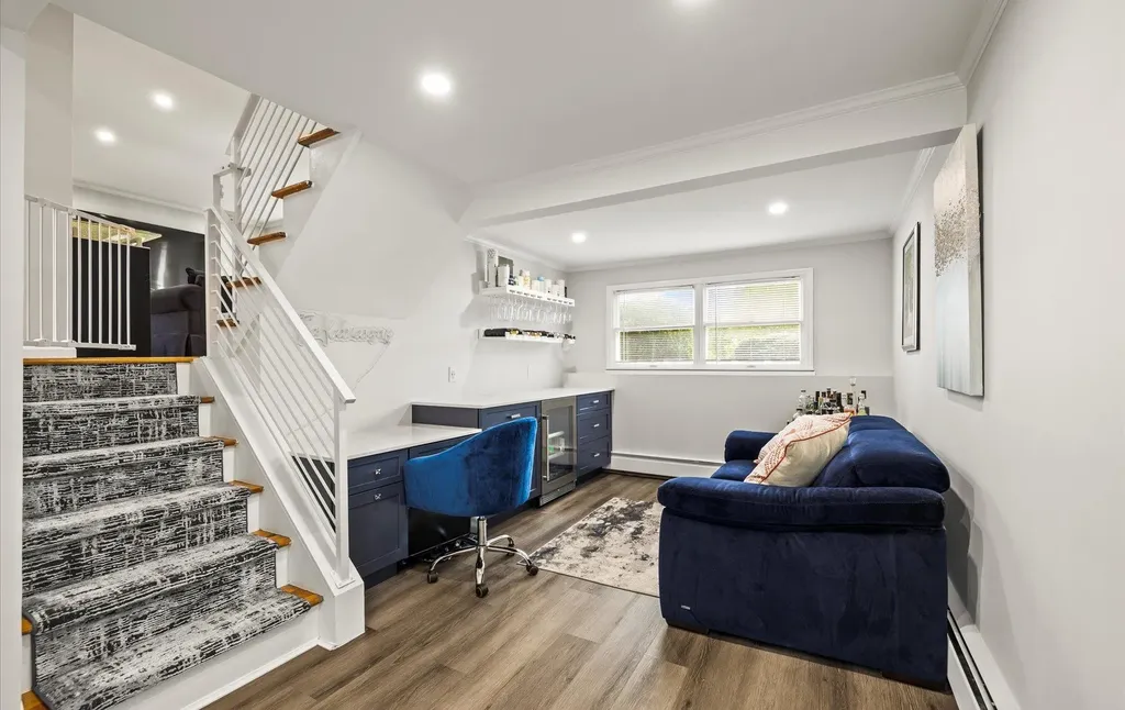 19 Walter Court Commack NY 11725