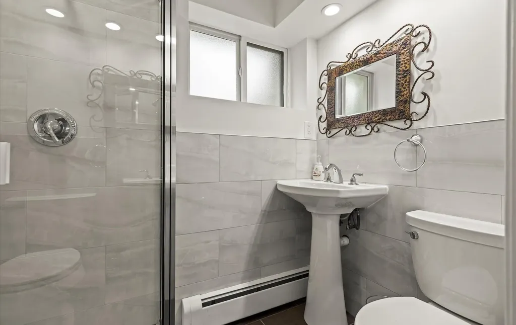 19 Walter Court Commack NY 11725