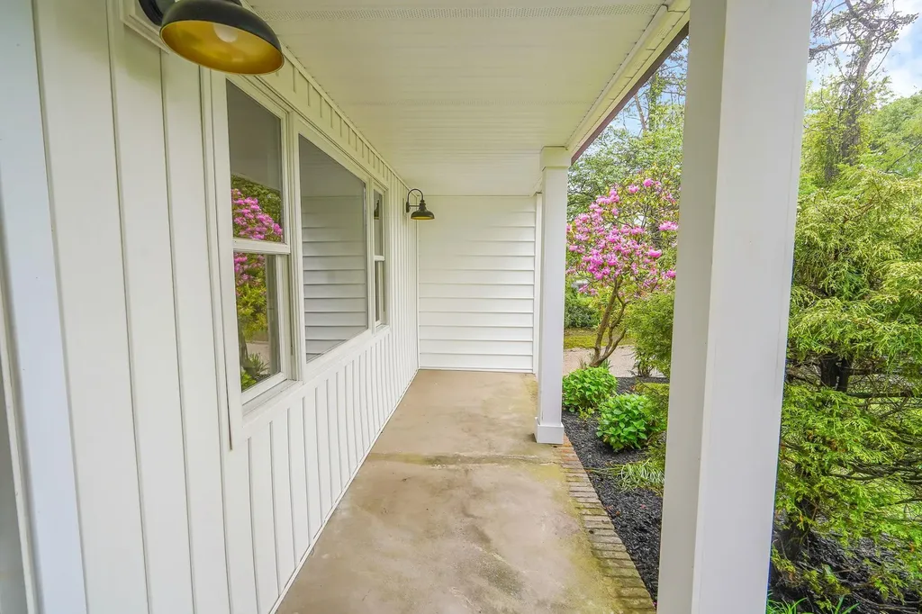 3 Thomas Drive Wading River NY 11792