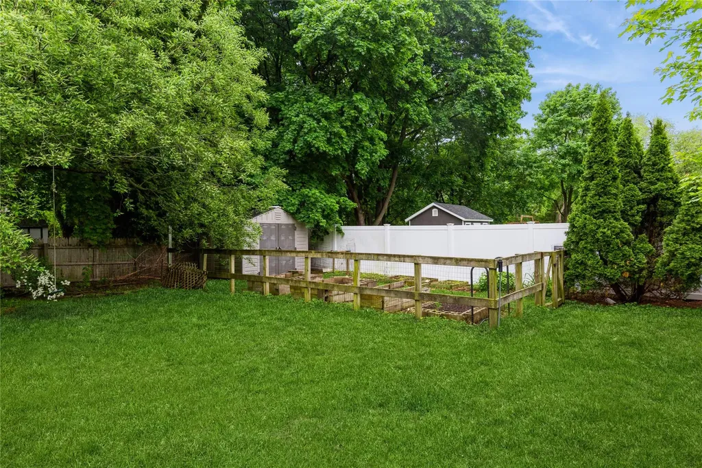 15 Astor Avenue Saint James NY 11780