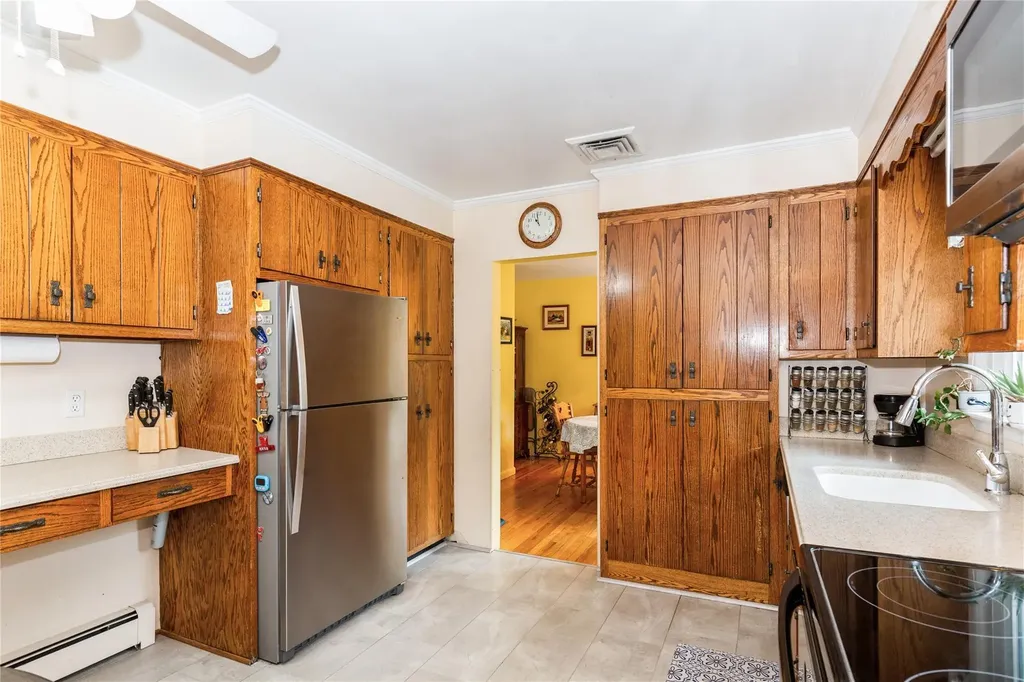 15 Astor Avenue Saint James NY 11780