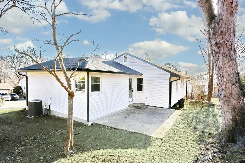 93 Capt Shankey Drive Garnerville NY 10923