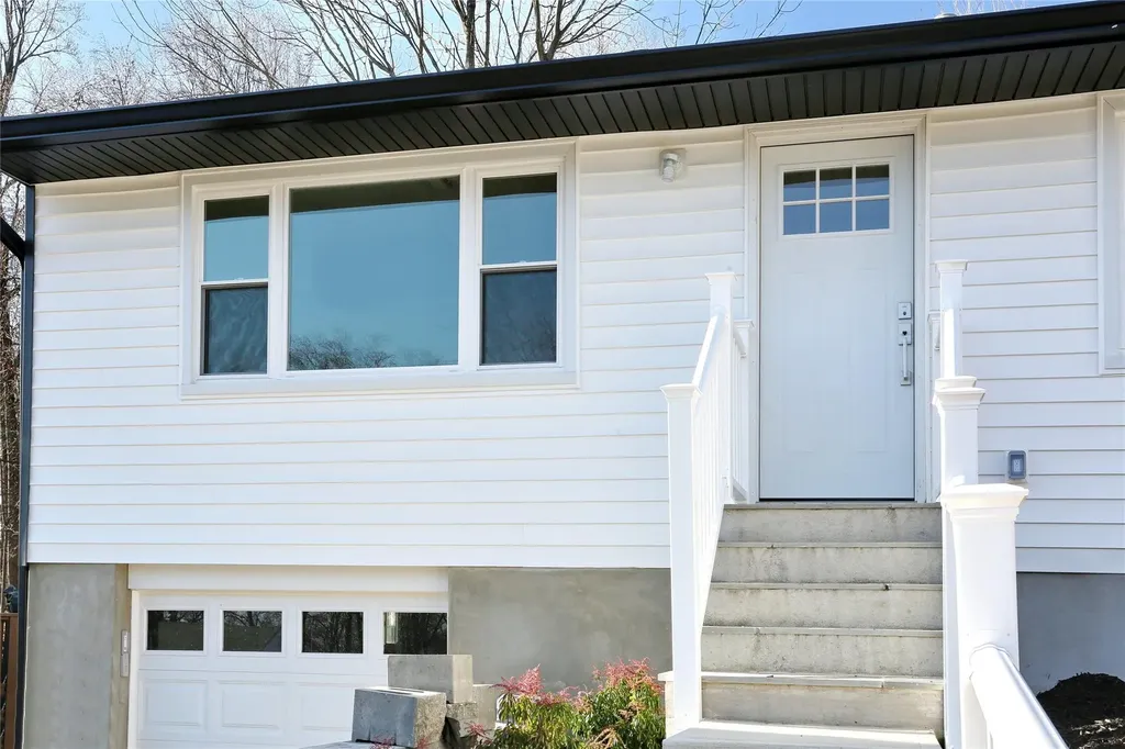 93 Capt Shankey Drive Garnerville NY 10923