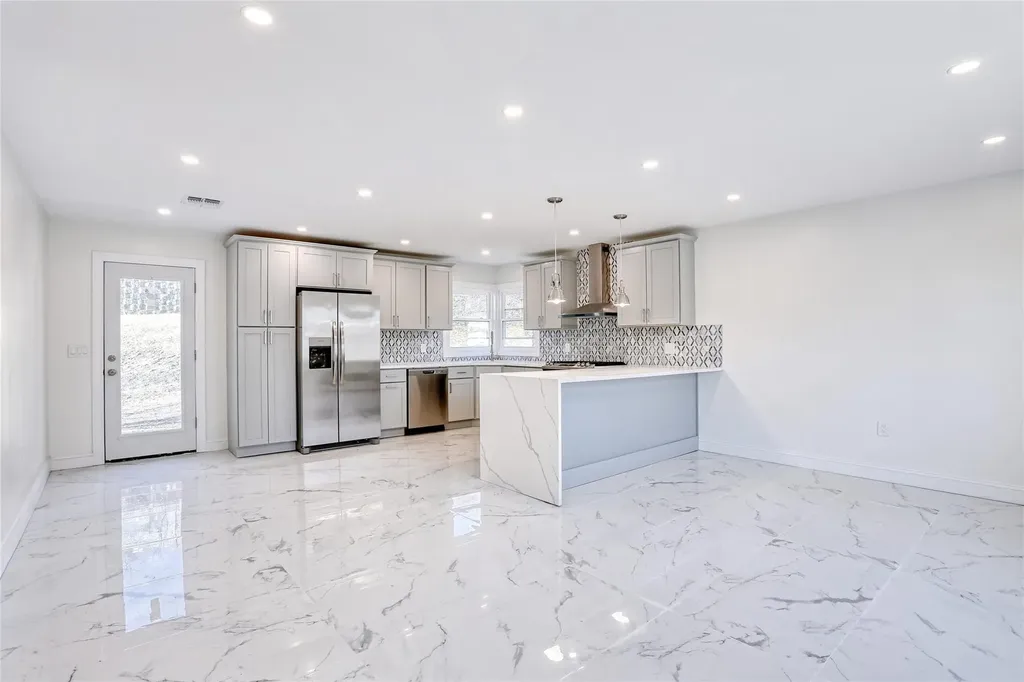 93 Capt Shankey Drive Garnerville NY 10923