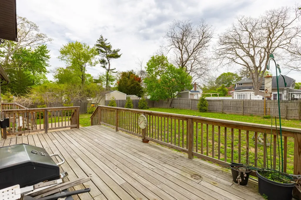 1345 Potter Boulevard Bay Shore NY 11706