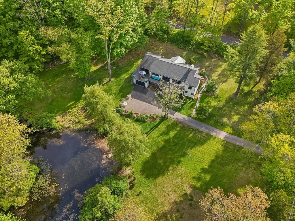 119 Cross Pond Road Pound Ridge NY 10576