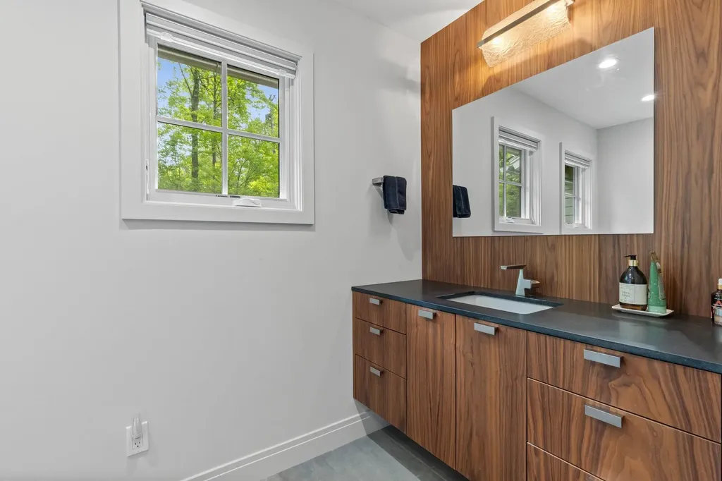 119 Cross Pond Road Pound Ridge NY 10576