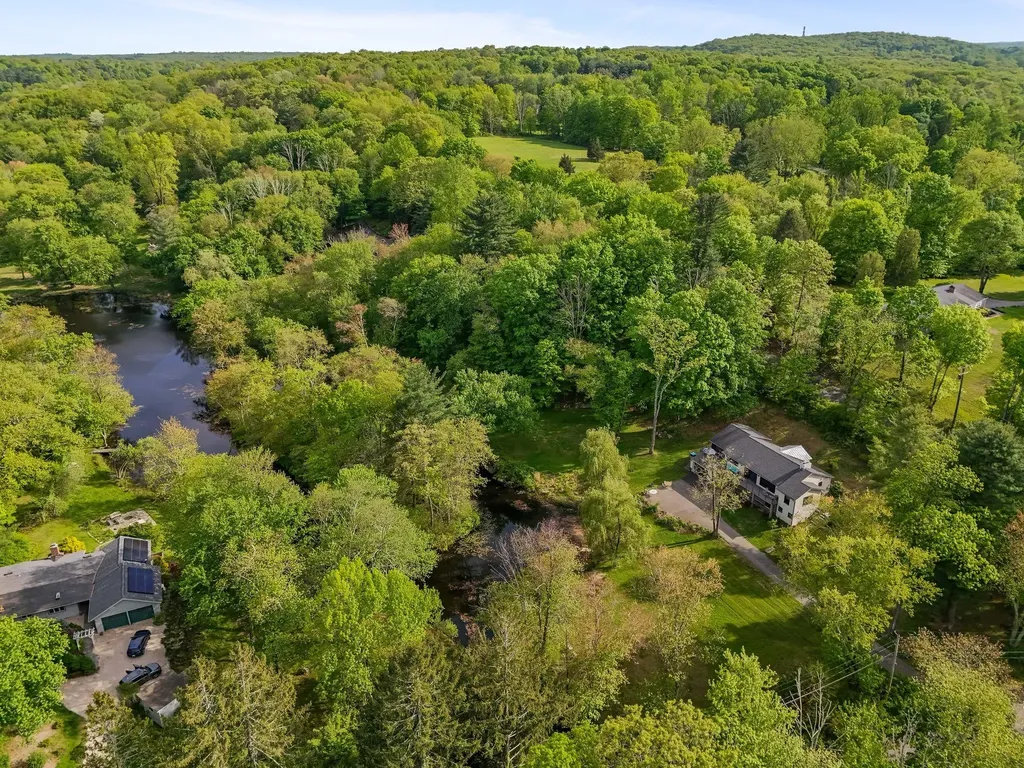 119 Cross Pond Road Pound Ridge NY 10576