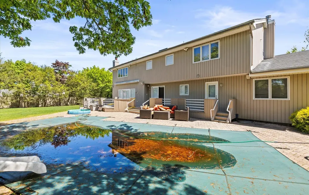 65 Annandale Road Commack NY 11725
