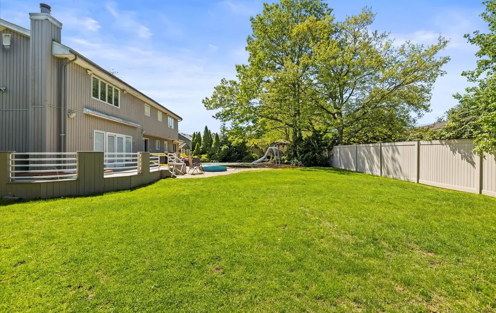 65 Annandale Road Commack NY 11725