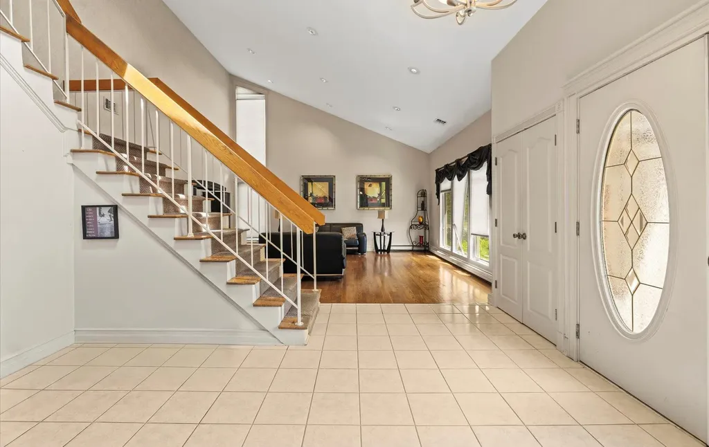 65 Annandale Road Commack NY 11725