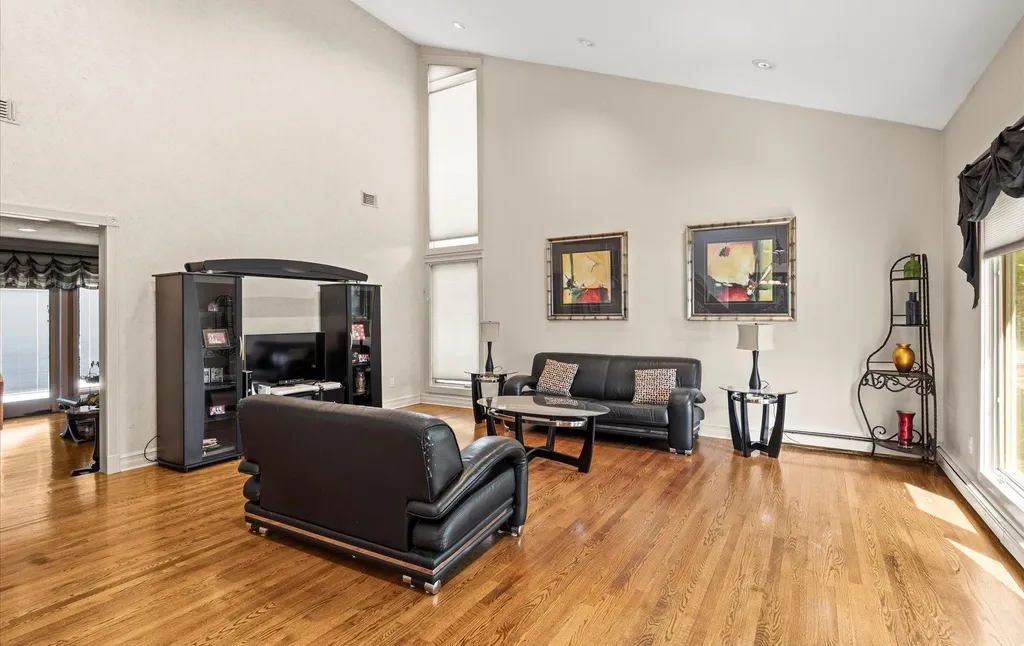 65 Annandale Road Commack NY 11725