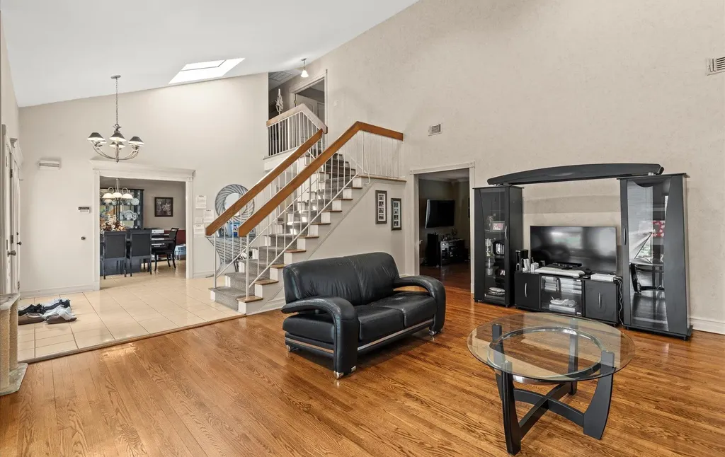 65 Annandale Road Commack NY 11725
