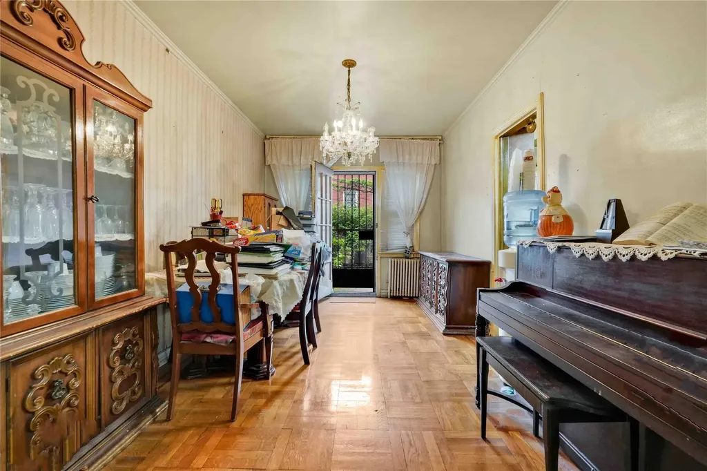 157 Remsen Avenue Brooklyn NY 11212