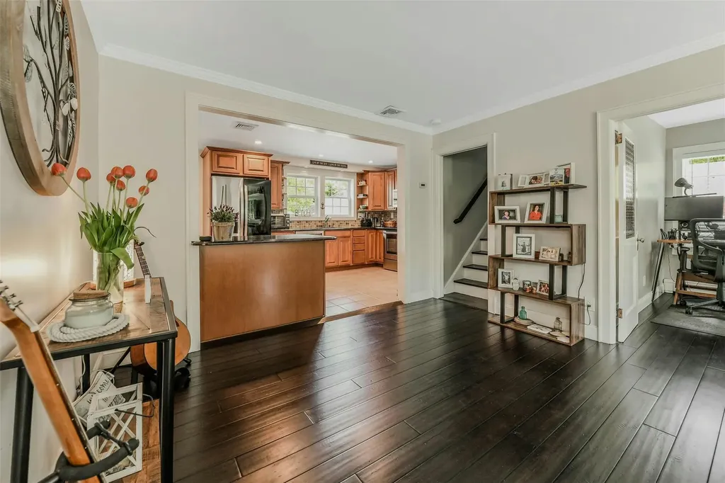 935 Harrison Drive Centerport NY 11721