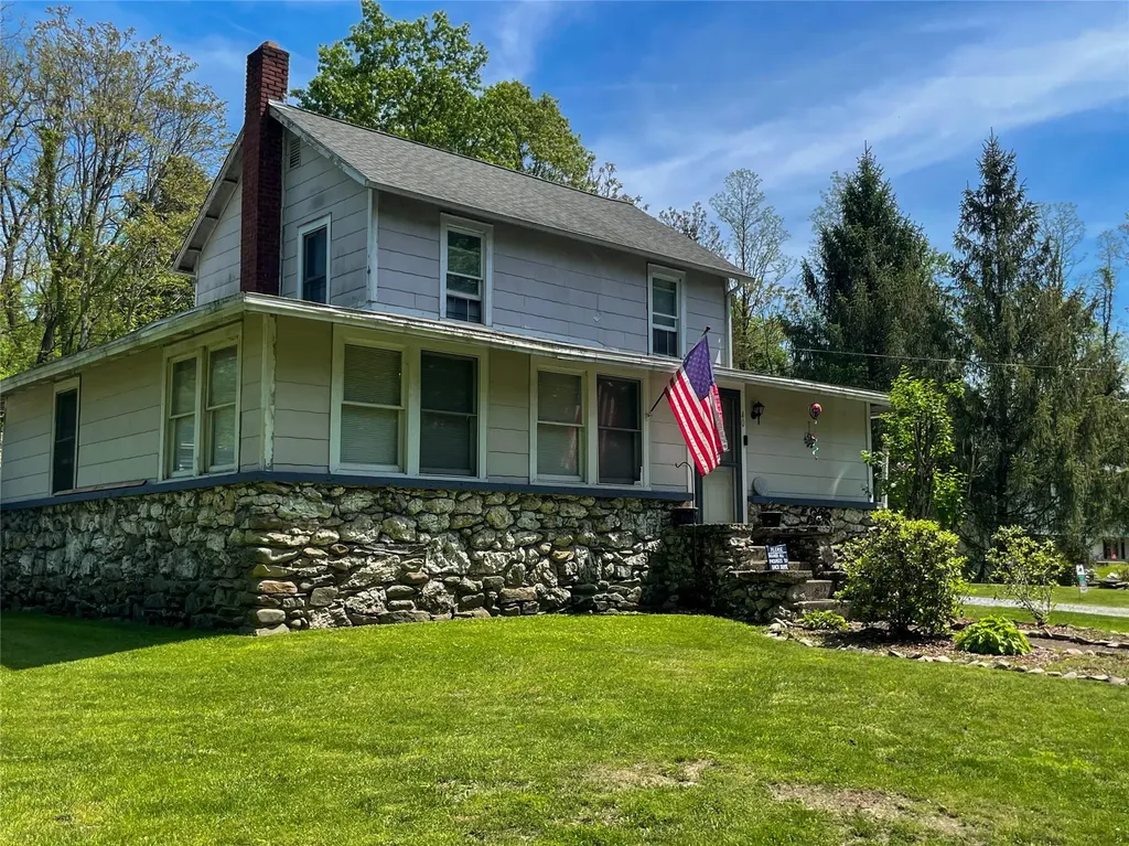 40 Cream Street Poughkeepsie NY 12601