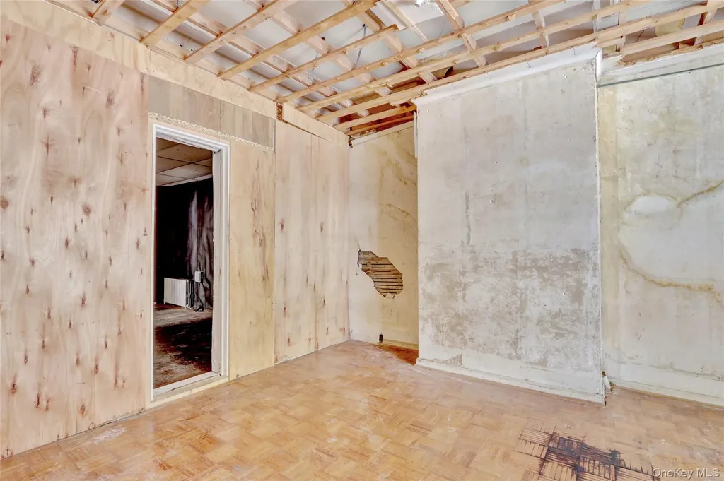 8 Van Siclen Avenue Brooklyn NY 11207