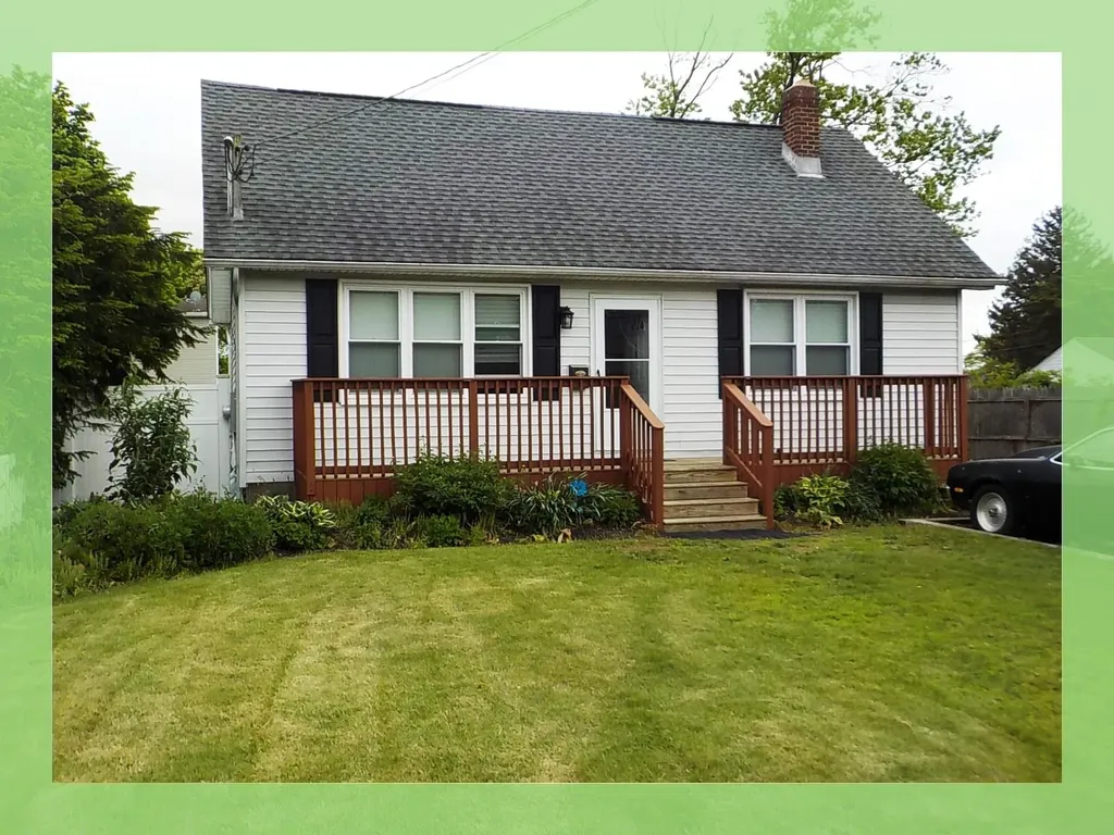 40 Roosevelt Avenue Islip NY 11751