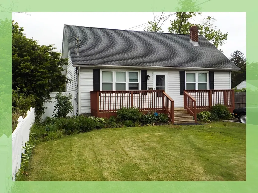 40 Roosevelt Avenue Islip NY 11751