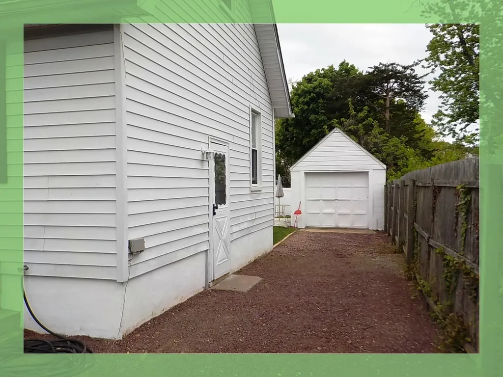 40 Roosevelt Avenue Islip NY 11751