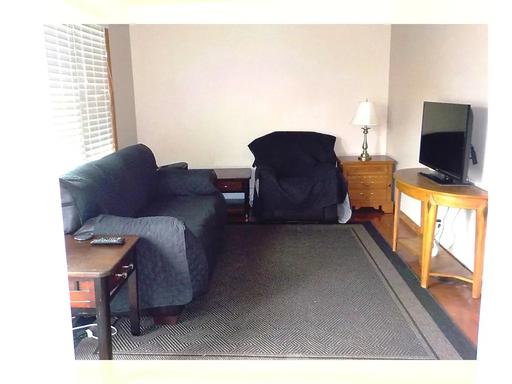 40 Roosevelt Avenue Islip NY 11751