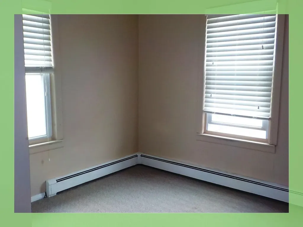 40 Roosevelt Avenue Islip NY 11751