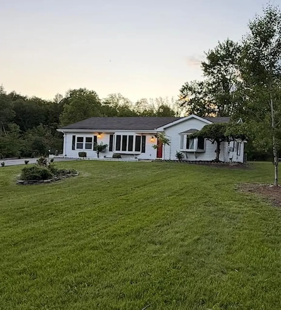 1037 Ridgebury Road New Hampton NY 10958