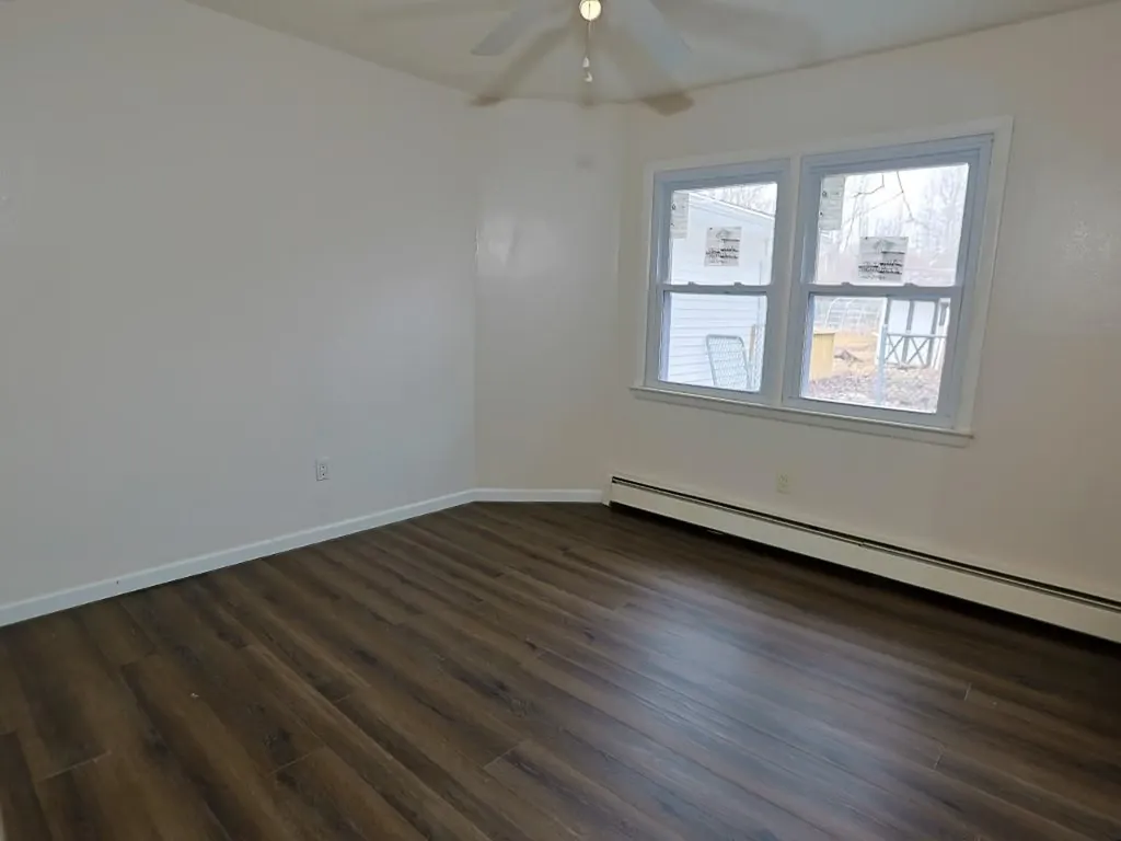 1037 Ridgebury Road New Hampton NY 10958