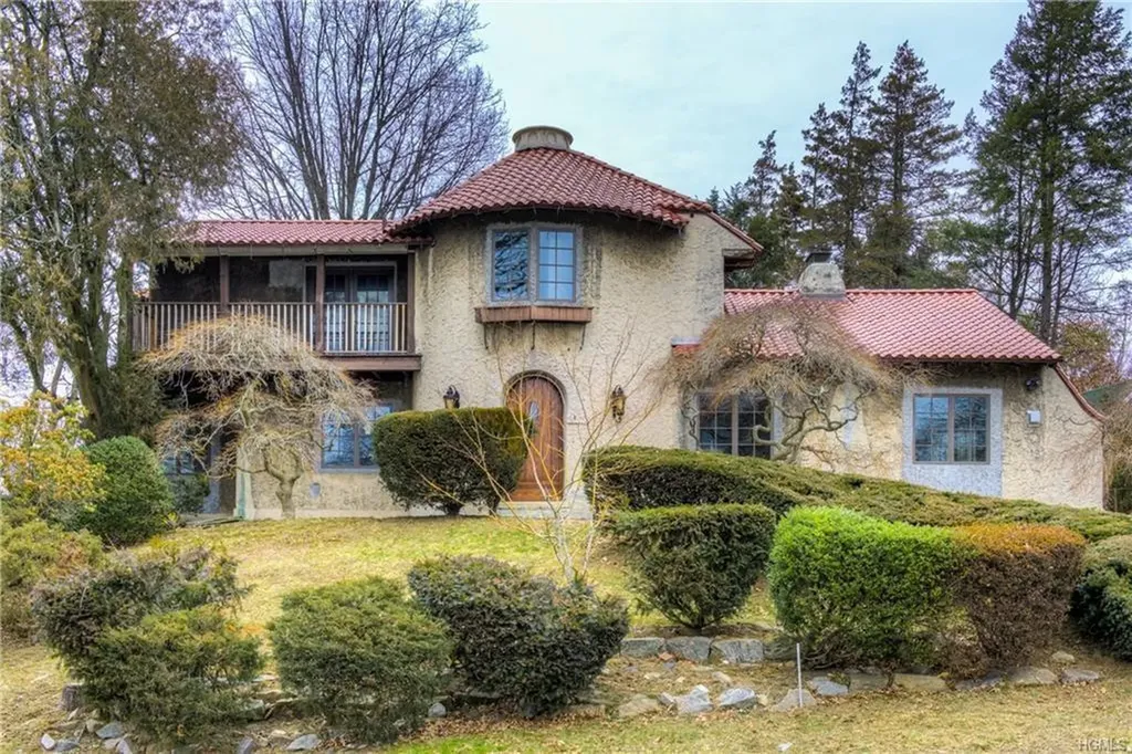 1 Elizabeth Road New Rochelle NY 10804