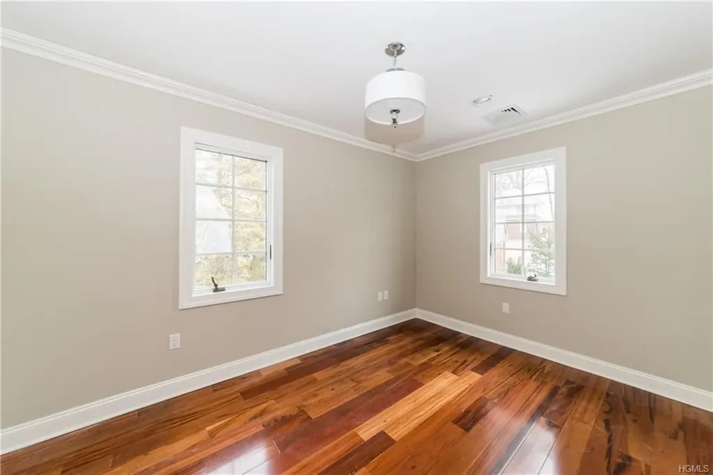 1 Elizabeth Road New Rochelle NY 10804