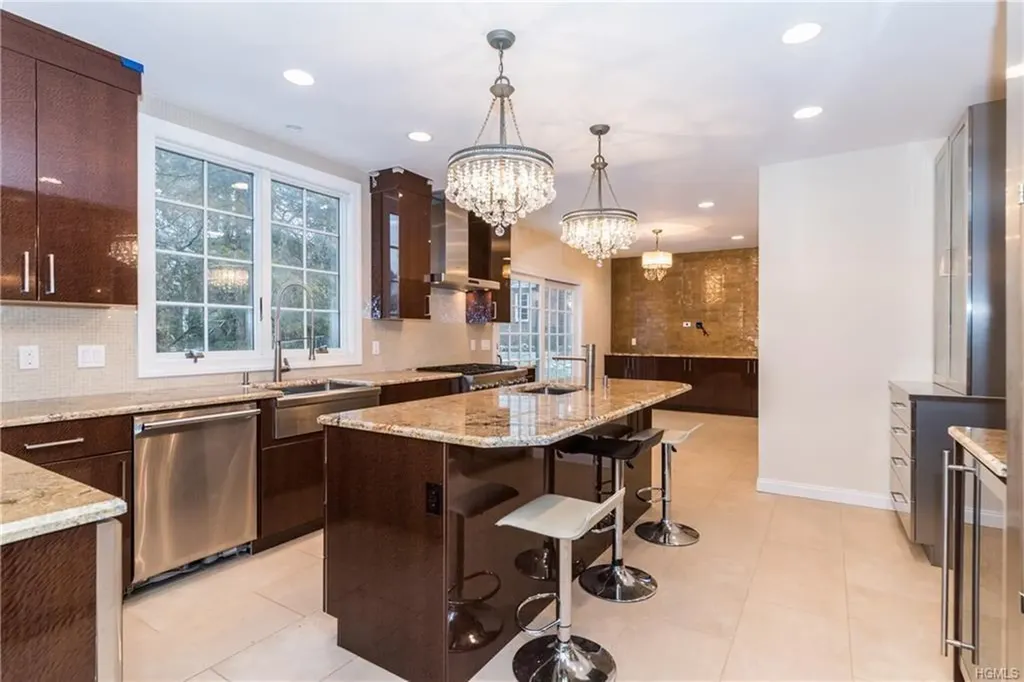 1 Elizabeth Road New Rochelle NY 10804