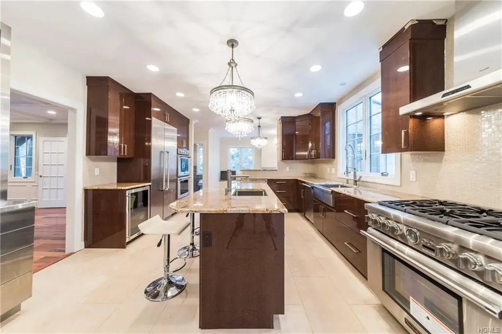 1 Elizabeth Road New Rochelle NY 10804