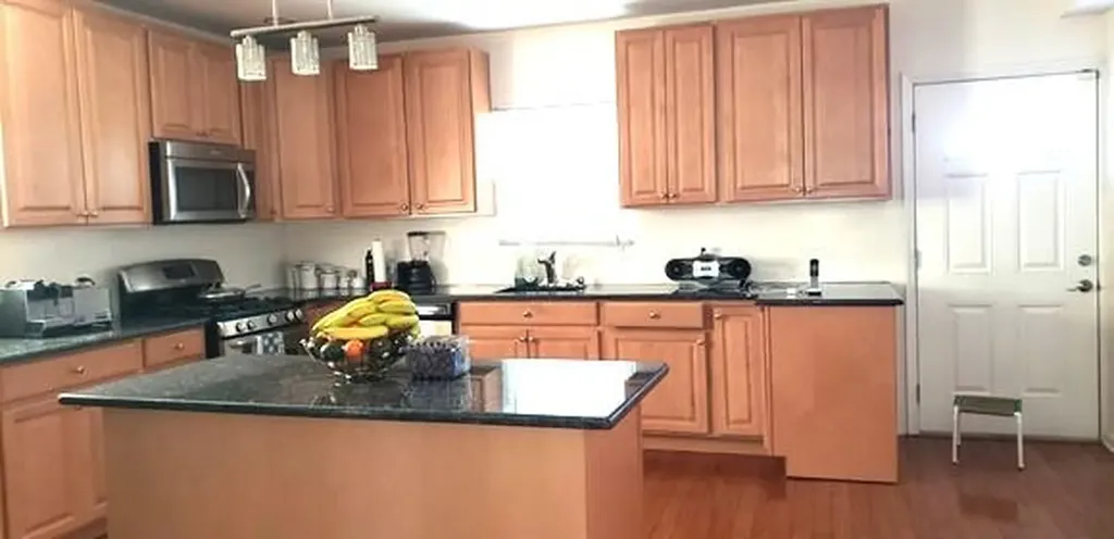 4073 Monticello Avenue Bronx NY 10466