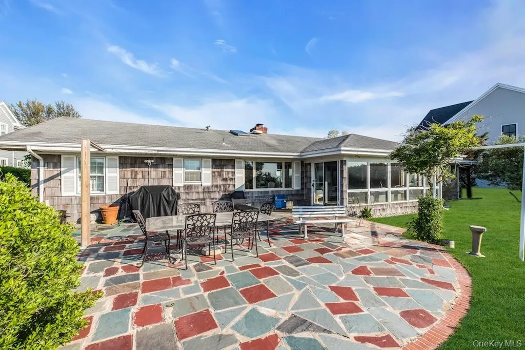 2100 Sound Drive Greenport NY 11944