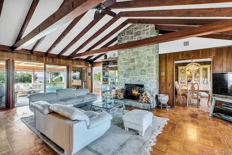 2100 Sound Drive Greenport NY 11944