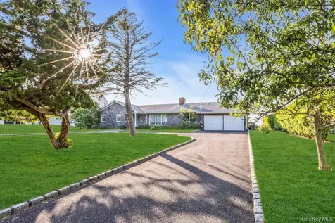 2100 Sound Drive Greenport NY 11944