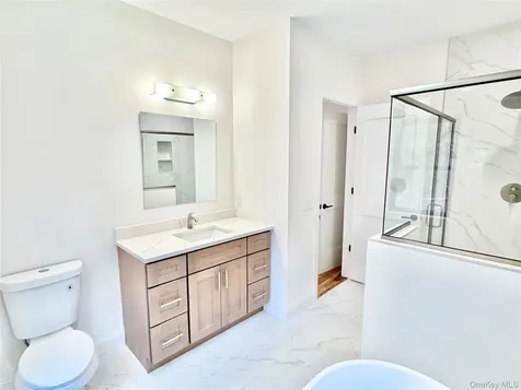 122 Dayton Avenue Manorville NY 11949