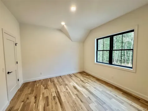 122 Dayton Avenue Manorville NY 11949