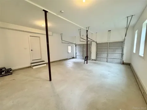 122 Dayton Avenue Manorville NY 11949