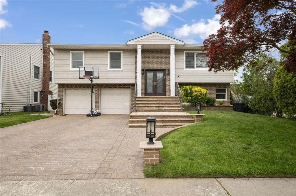432 Rugby Road Cedarhurst NY 11516
