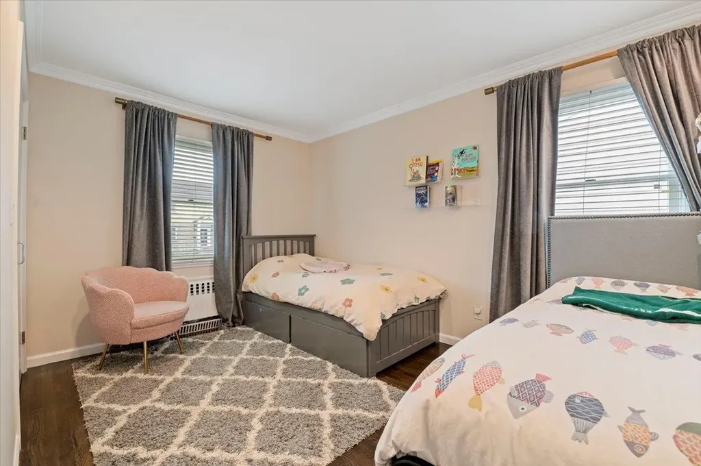 432 Rugby Road Cedarhurst NY 11516