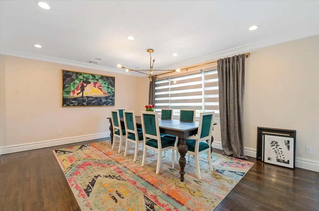 432 Rugby Road Cedarhurst NY 11516