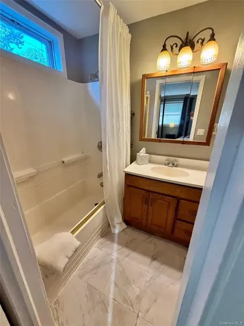 49 N Chestnut Street Beacon NY 12508