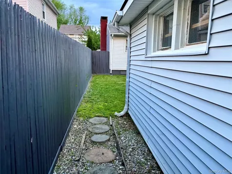 49 N Chestnut Street Beacon NY 12508