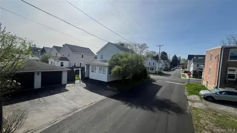 49 N Chestnut Street Beacon NY 12508