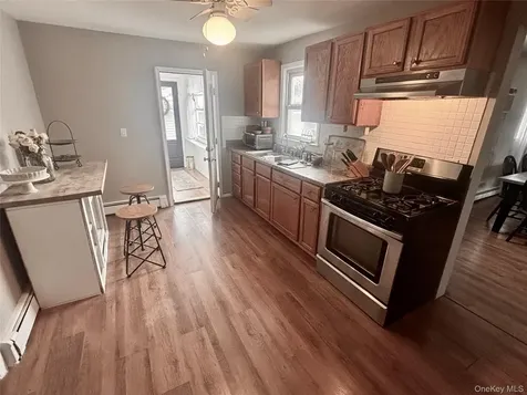 49 N Chestnut Street Beacon NY 12508